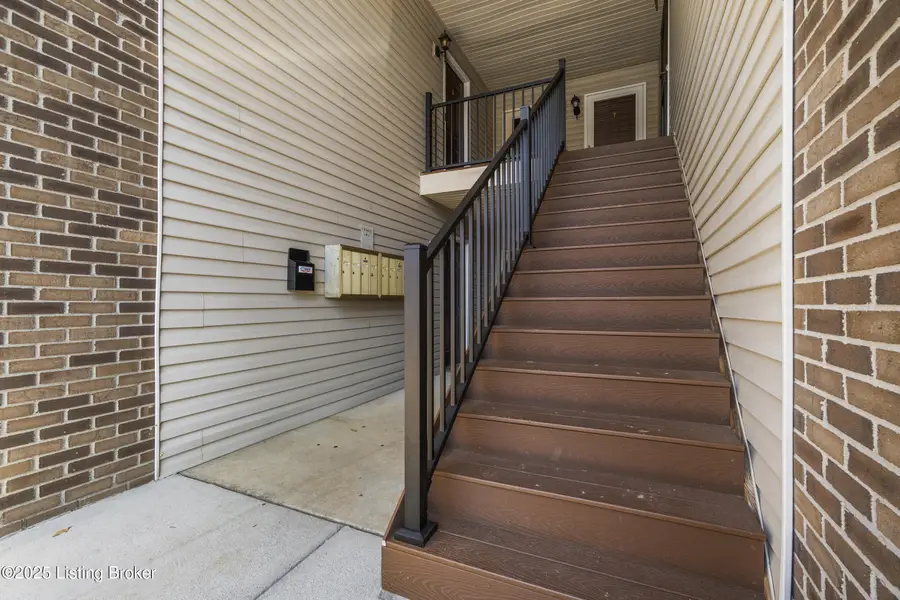 11915 Tazwell Dr #APT 6, Louisville, KY 40245 - Image #3