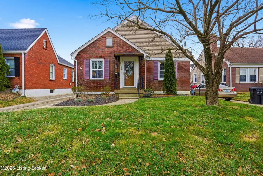 1034 Hess Ln, Louisville, KY 40217 - Image #2