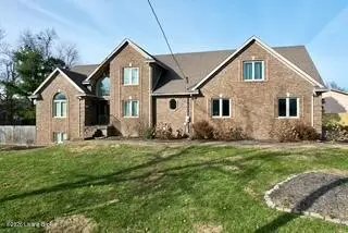 5405 Colonyridge Rd, Louisville, KY 40229 - Image #1