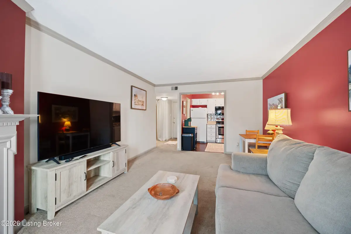 1935 Gardiner Ln #APT B29, Louisville, KY 40205 - Image #1