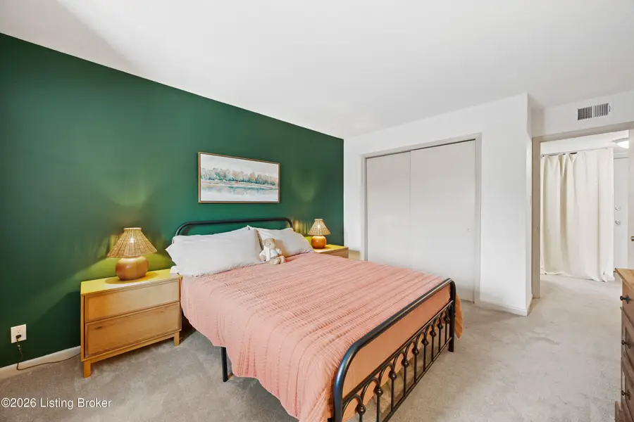 1935 Gardiner Ln #APT B29, Louisville, KY 40205 - Image #3