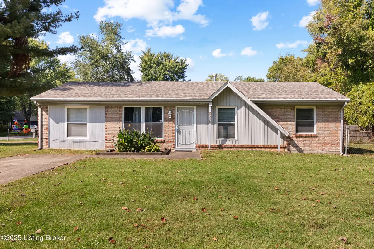 7520 Blue Wing Dr, Louisville, KY 40258 - Image #1