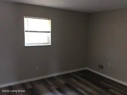 3334 Breckenridge Ln, Louisville, KY 40220 - Image #3