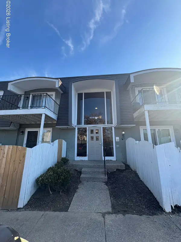 1512 La Fontenay Ct, Louisville, KY 40223