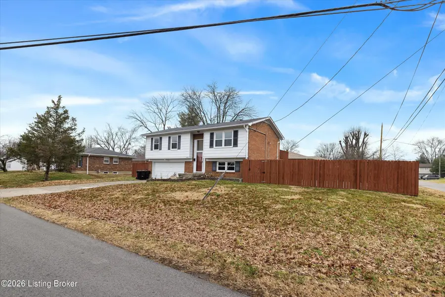 4433 Malcolm Rd, Louisville, KY 40216 - Image #3