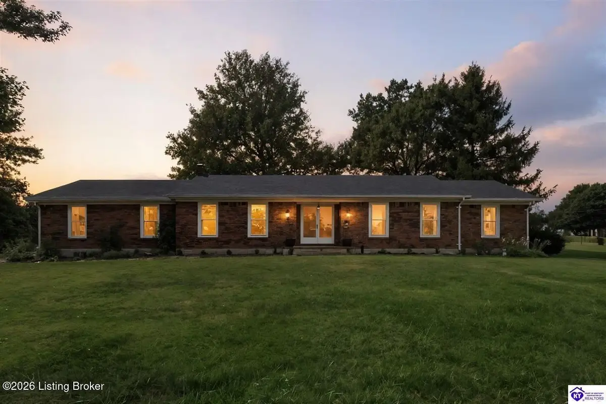 161 Lombardy Dr, Cecilia, KY 42724 - Image #1