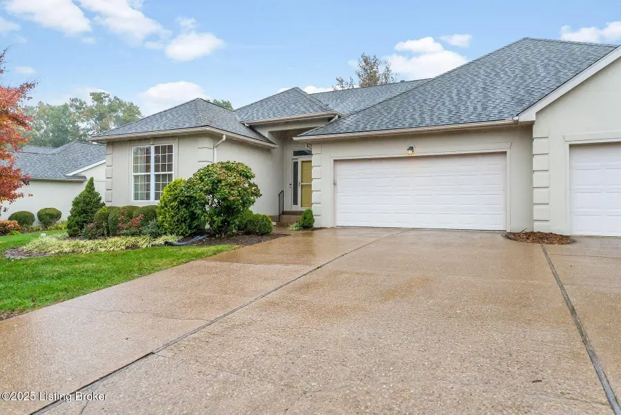 503 Village Lake Dr, Louisville, KY 40245 - Image #2