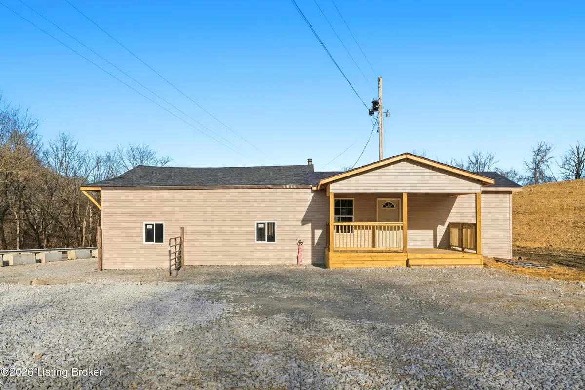 931 Old Louisville Rd, Coxs Creek, KY 40013 - Image #1