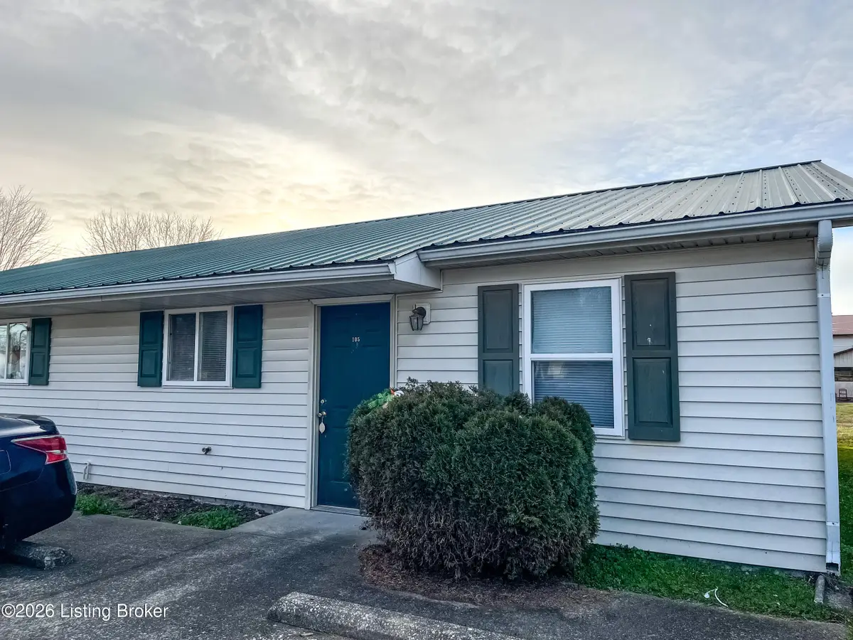 105 W Short St, Clarkson, KY 42726 - Image #1