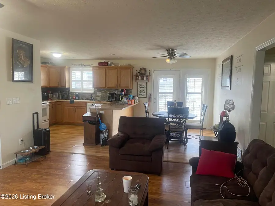 503 Fox Ridge Rd, Radcliff, KY 40160 - #2