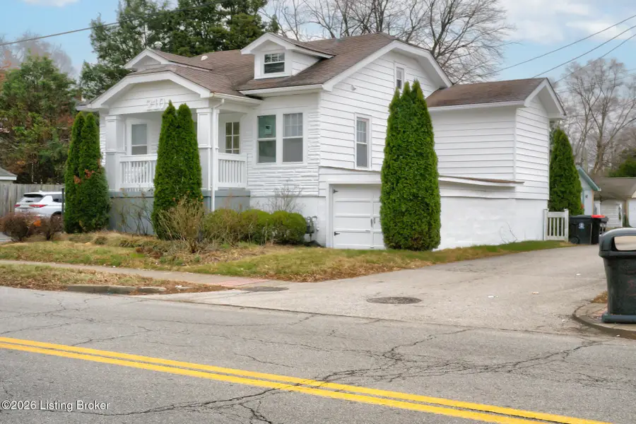 210 W Woodlawn Ave, Louisville, KY 40214 - Image #2