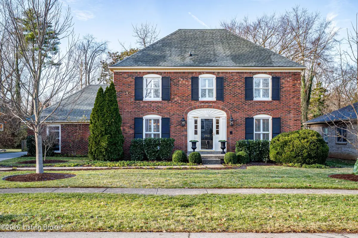 1912 Bainbridge Row Dr, Louisville, KY 40207 - Image #1