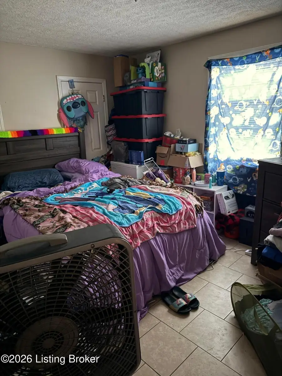 248 Merriweather Ave, Eminence, KY 40019 - Image #2