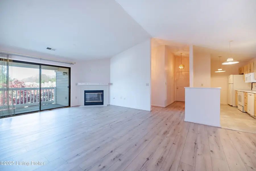 310 Ethridge Ave #UNIT 207, Louisville, KY 40223 - Image #2