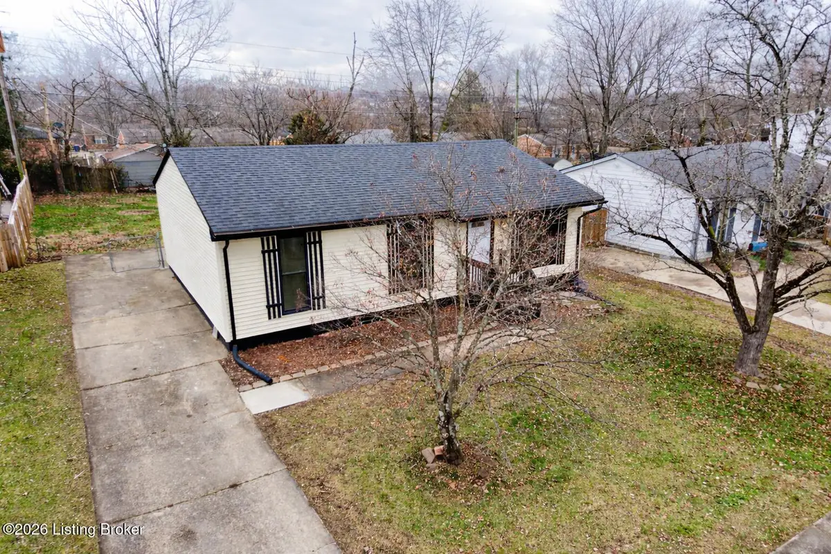 1116 Keane Ave, La Grange, KY 40031 - Image #1