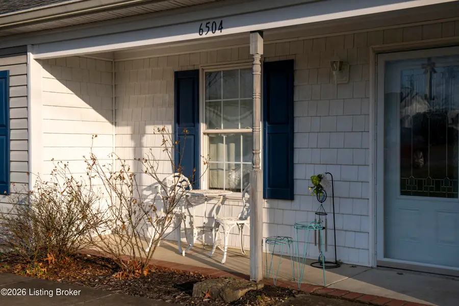 6504 Missionary Ridge Dr, Pewee Valley, KY 40056 - Image #3