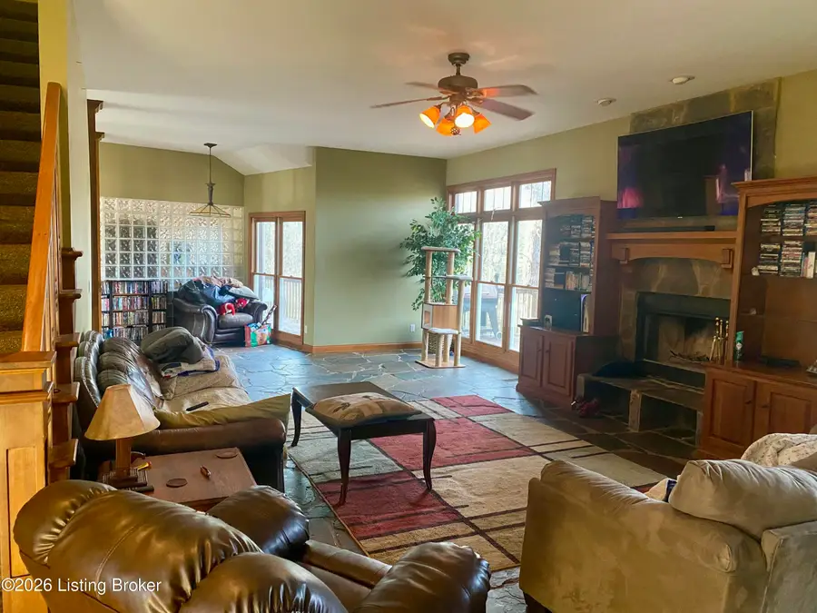 470 Shagbark Dr, Bloomfield, KY 40008 - Image #3