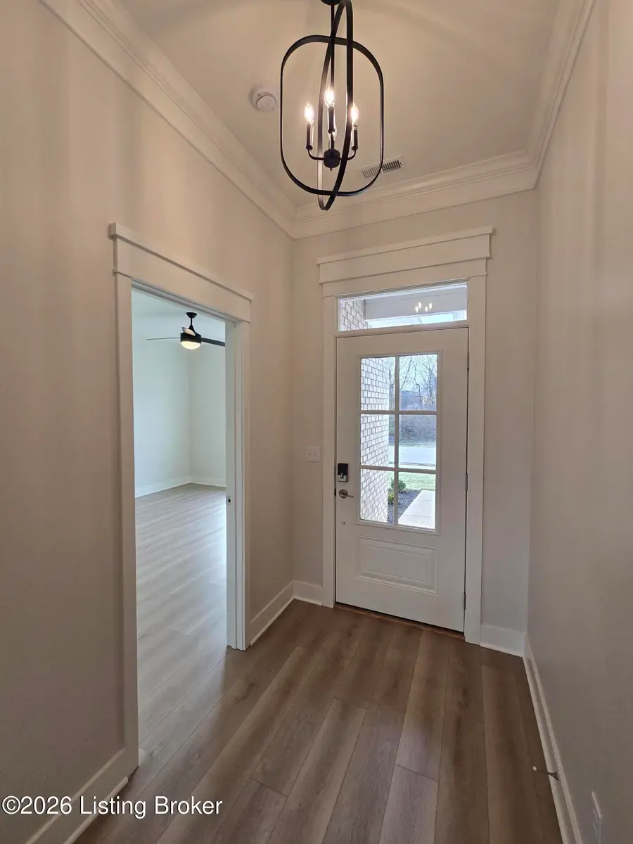 4423 Lochridge Pkwy, Louisville, KY 40299 - Image #2