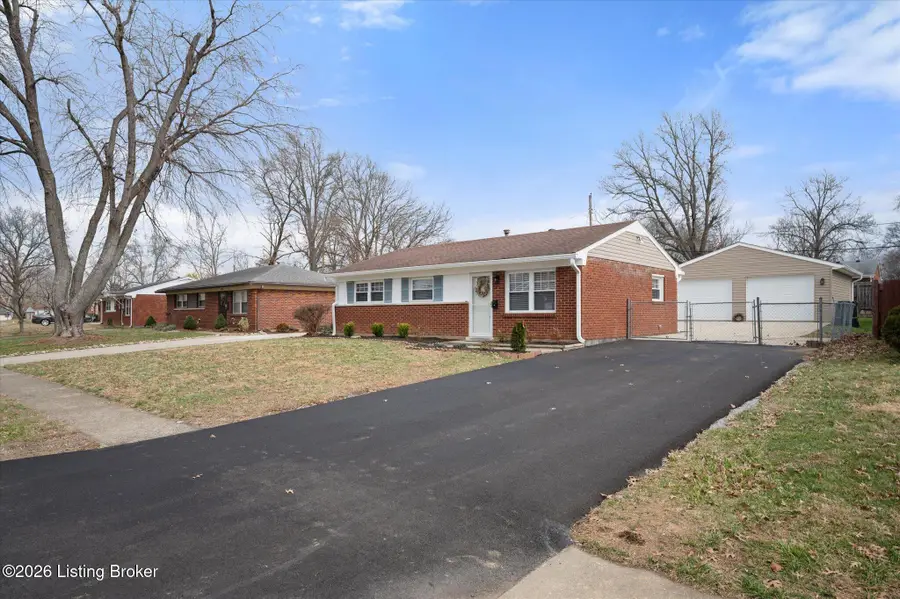 3605 Ethelwood Dr, Jeffersontown, KY 40299 - Image #3
