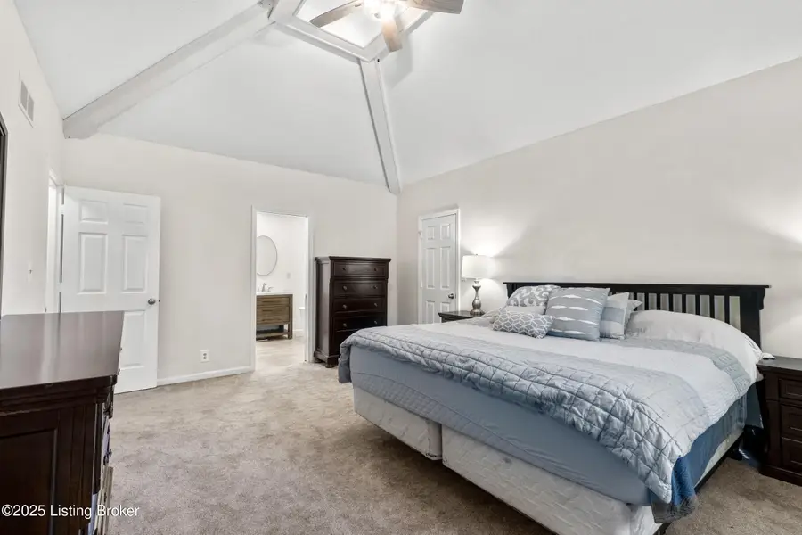 10218 Falling Tree Way, Louisville, KY 40223 - Image #3