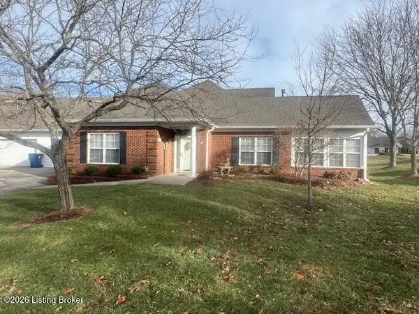 10201 Pine Glen Cir, Louisville, KY 40291