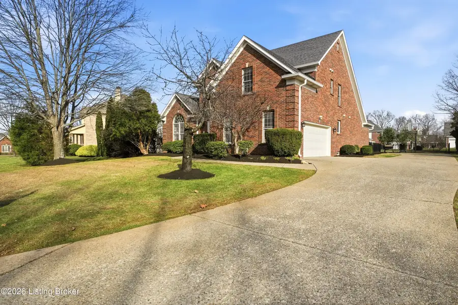 10703 Taylor Farm Ct, Prospect, KY 40059 - Image #2