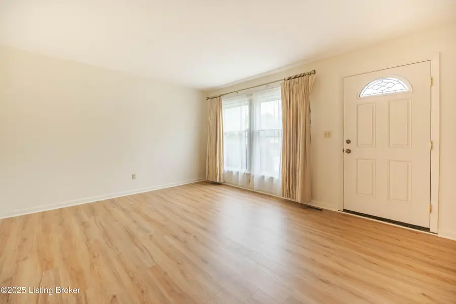 9213 Wendell Way, Louisville, KY 40299 - Image #2