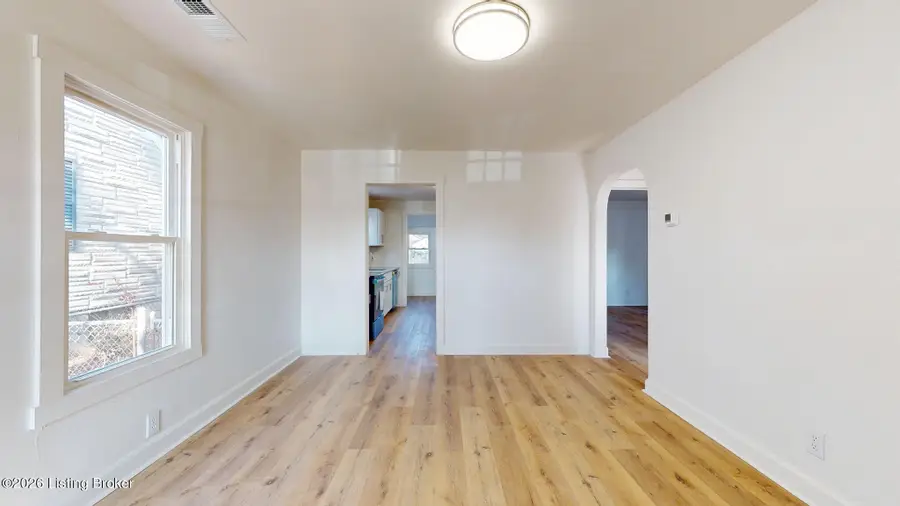 553 Denmark St, Louisville, KY 40215 - Image #3