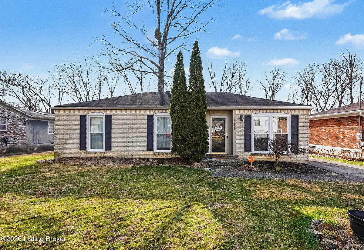 6214 Lynnchester Dr, Louisville, KY 40219 - Image #1