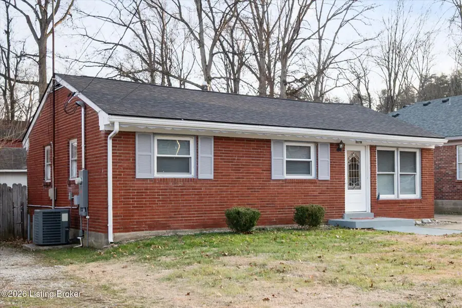 10719 Charlene Dr, Fairdale, KY 40118 - Image #2