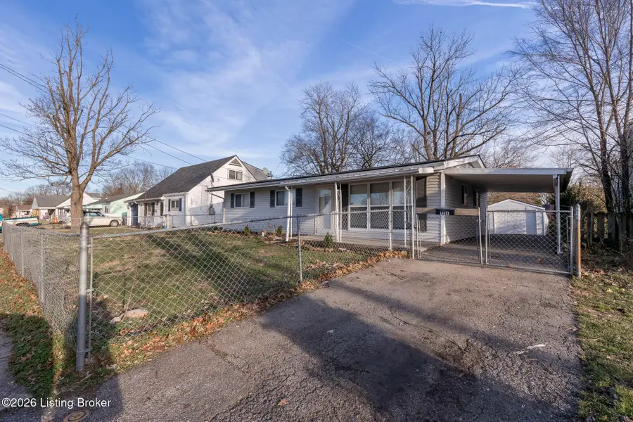 13413 Kinross Blvd, Louisville, KY 40272 - Image #2
