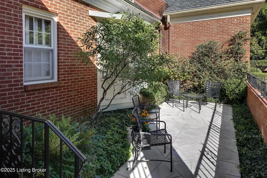 306 Penruth Ave, Louisville, KY 40207 - Image #2