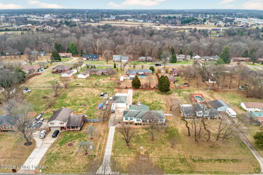 4809 Fox Chase Dr, Shepherdsville, KY 40165 - Image #3