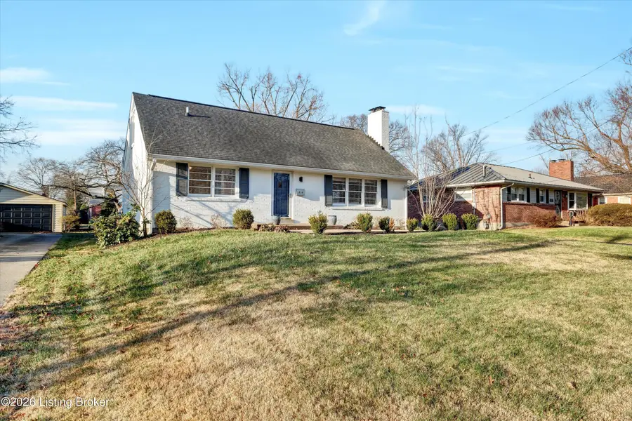 814 Beechwood Rd, Louisville, KY 40207 - Image #2