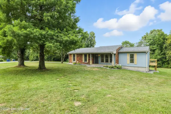1832 Bass Cir, La Grange, KY 40031