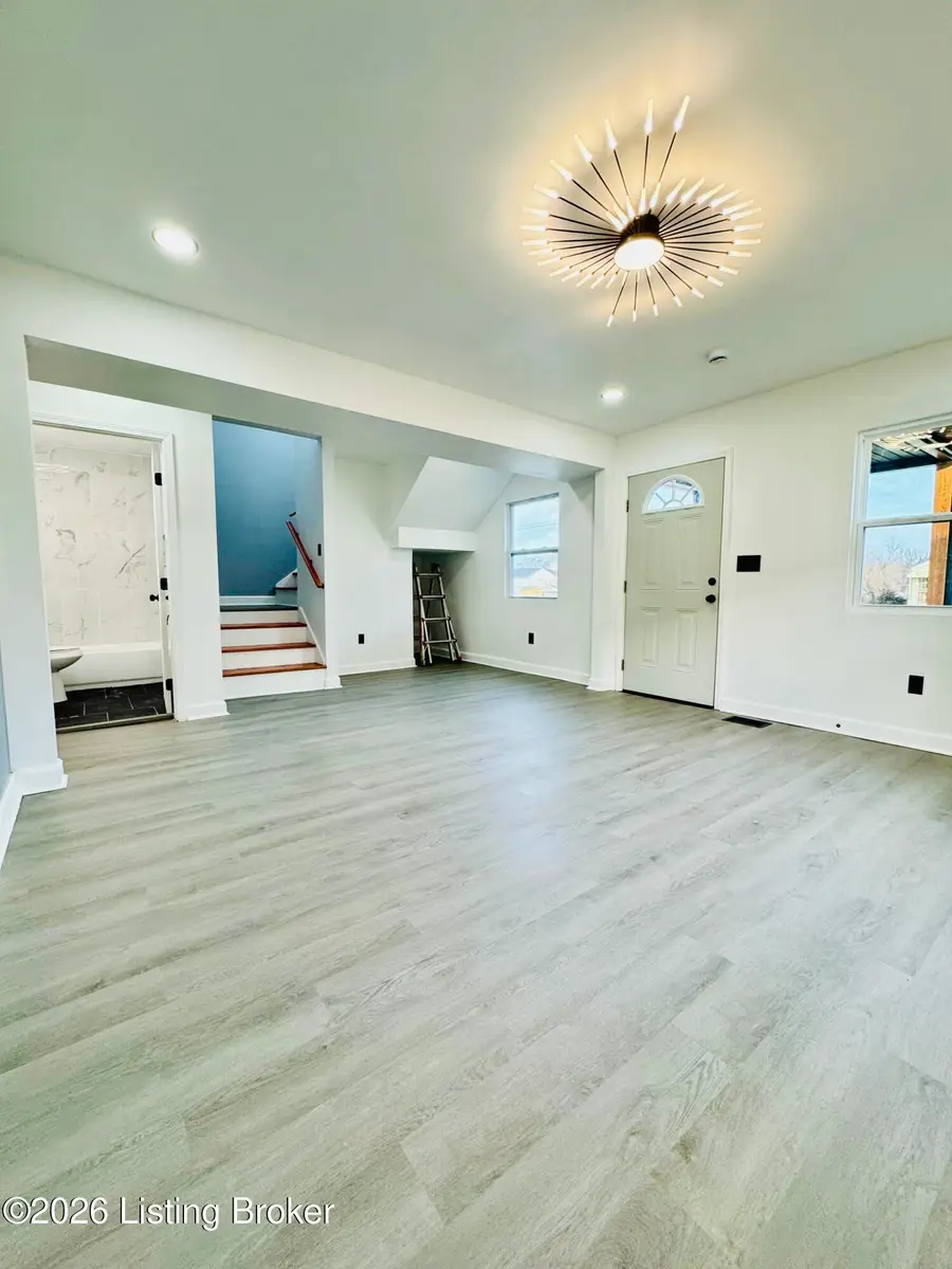 3712 W Kentucky St, Louisville, KY 40211 - Image #2