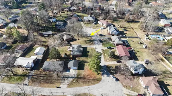 3706 Modesto Rd, Jeffersontown, KY 40299