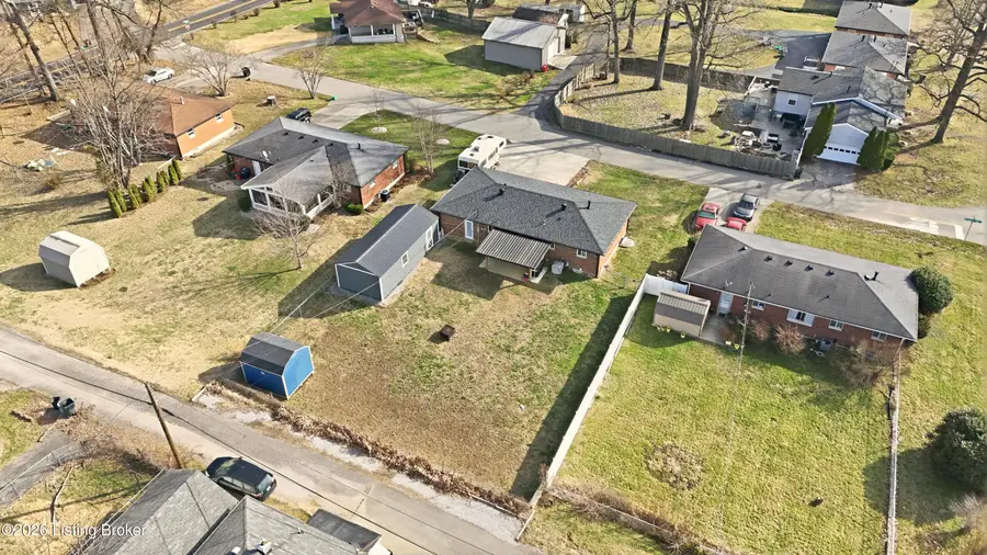 2307 Sanderson Ave, New Albany, IN 47150 - Image #2