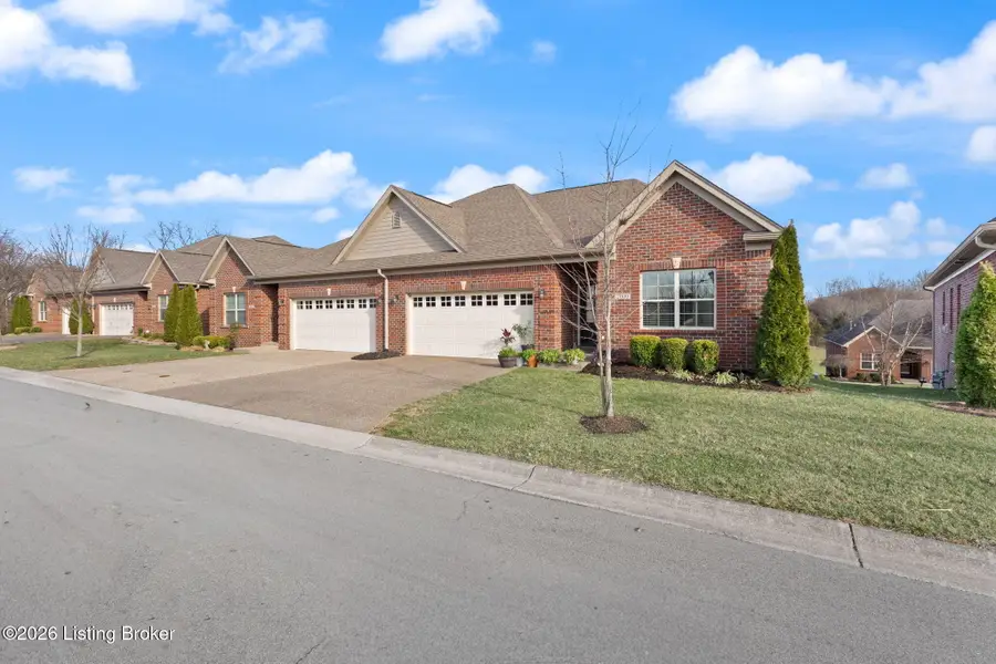 2000 Eagles Landing Dr, La Grange, KY 40031 - Image #3