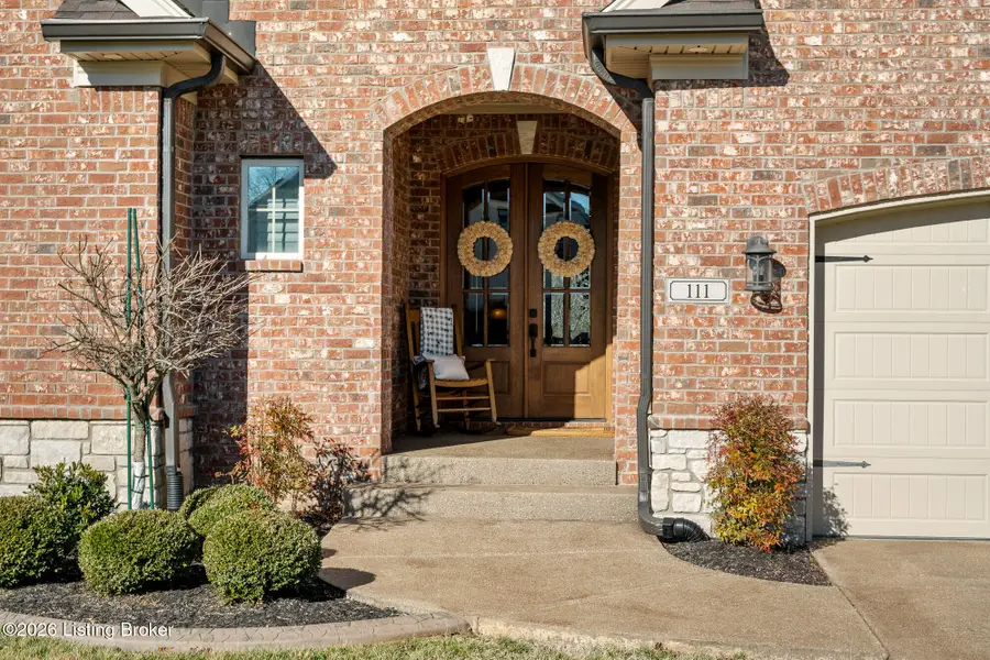 111 Locust Park Pl, Louisville, KY 40245 - Image #3
