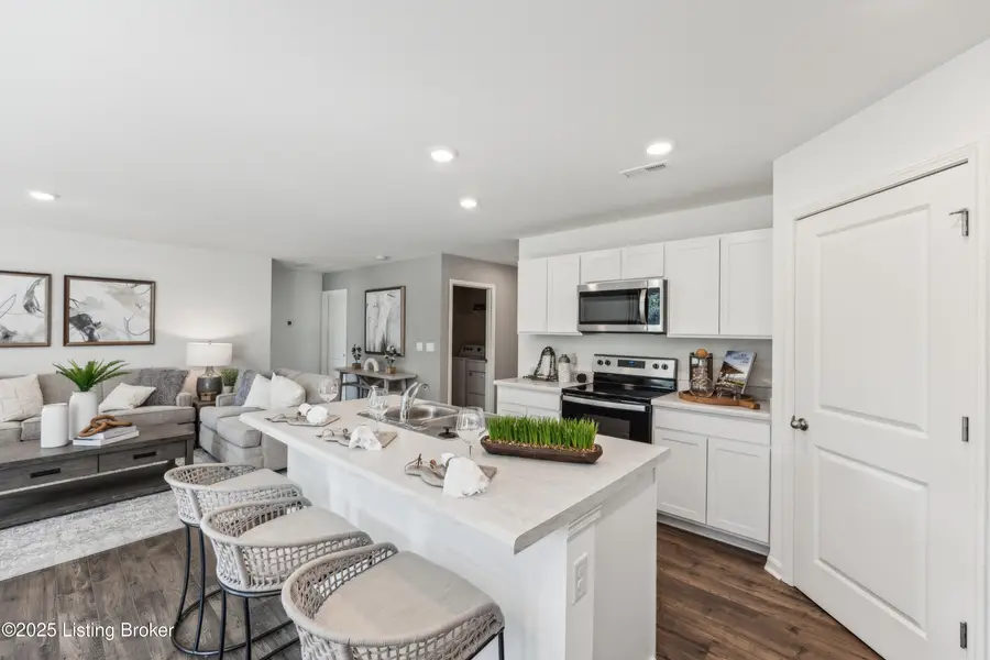 261 Saratoga Ln, Elizabethtown, KY 42701 - Image #3