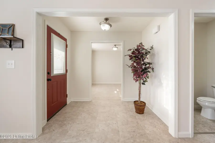 121 Alpine Dr, Vine Grove, KY 40175 - Image #3