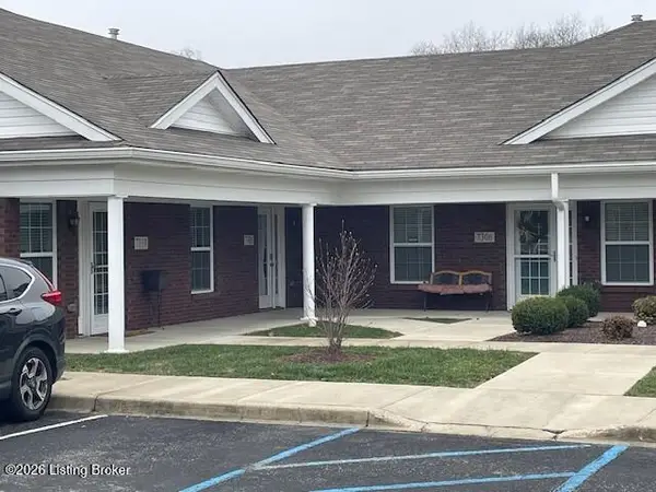 7308 Fox Hollow Way, Louisville, KY 40228