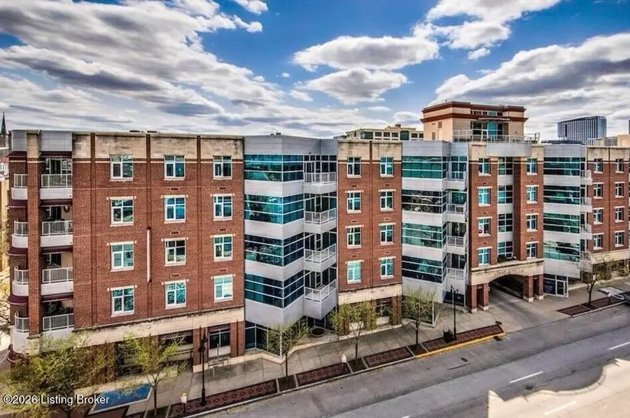 324 E Main St #UNIT 419, Louisville, KY 40202 - Image #2