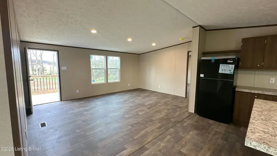 217 Joyce Ct, Guston, KY 40142 - Image #3