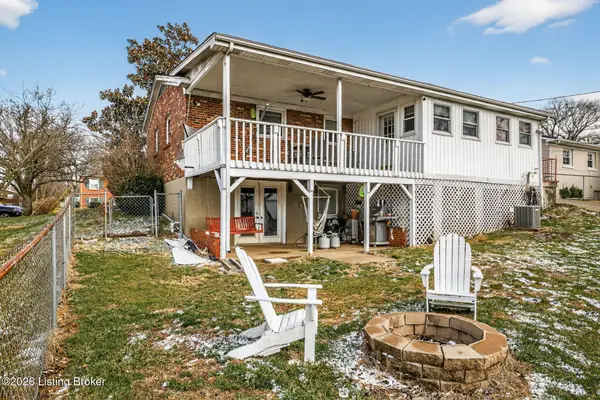 52 Hillcrest Dr, Winchester, KY 40391