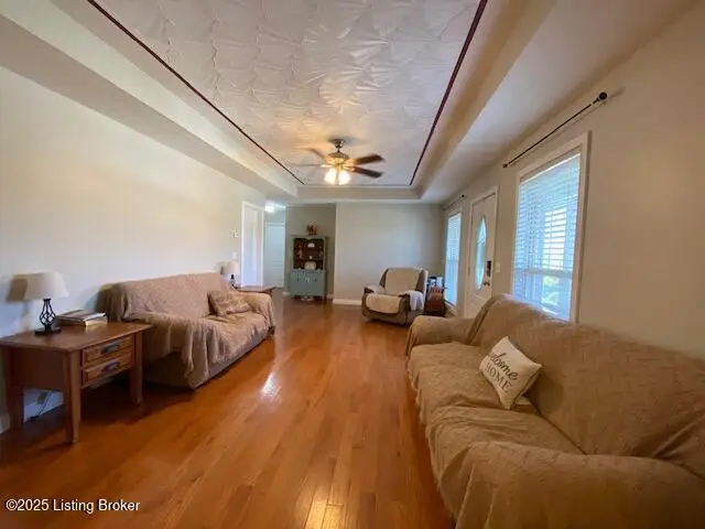 105 Springhill Dr, Bardstown, KY 40004 - Image #3