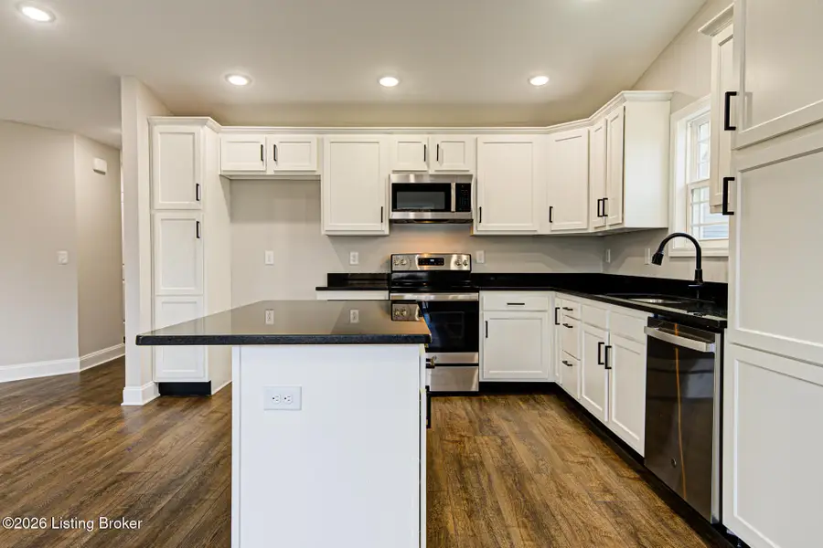 10010 Madder Way, Louisville, KY 40228 - Image #2