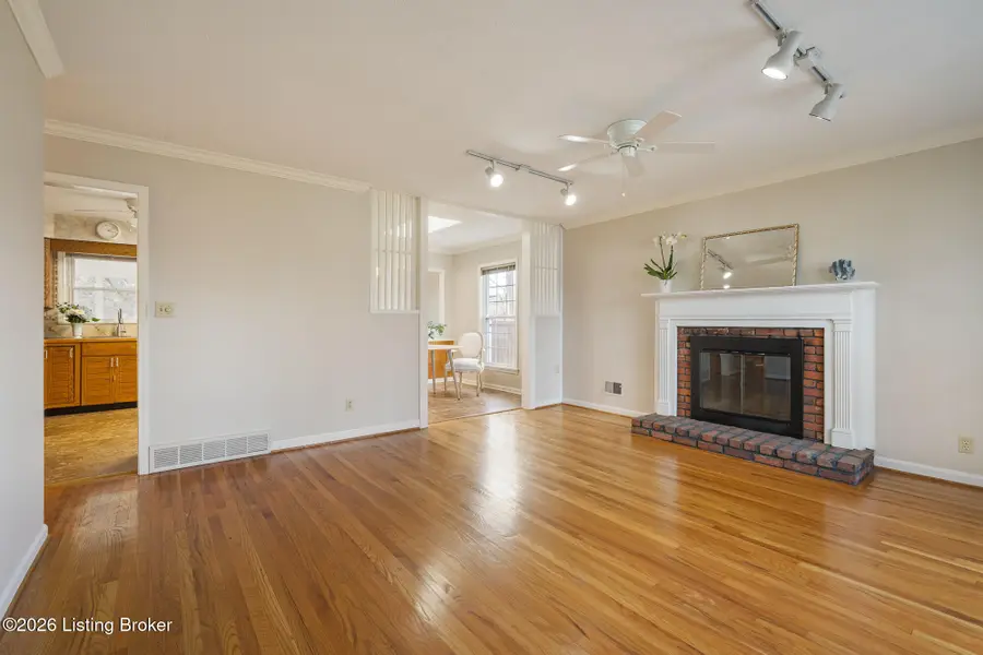 2901 Butler Ct, Louisville, KY 40218 - Image #3