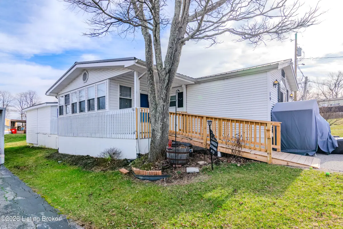 200 Old Harrodsburg Rd #19, Frankfort, KY 40601 - Image #1